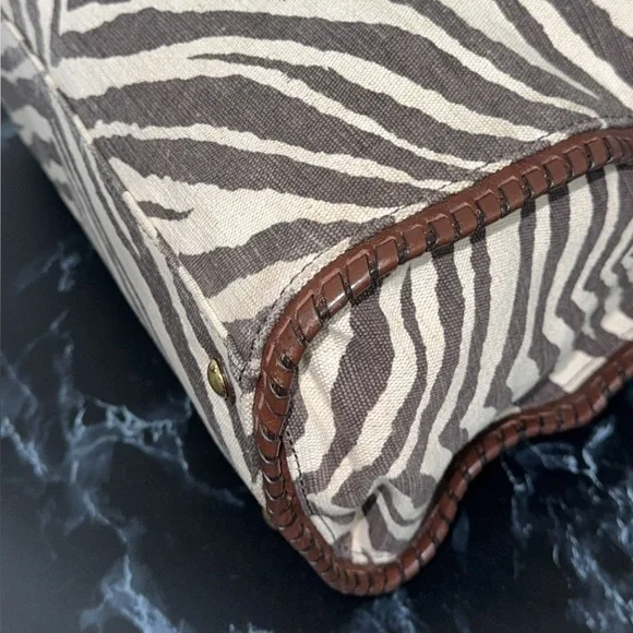 MICHAEL KORS Large Handbag Hamilton Zebra Print Brown Ivory AUTHENTIC - Picture 10 of 14